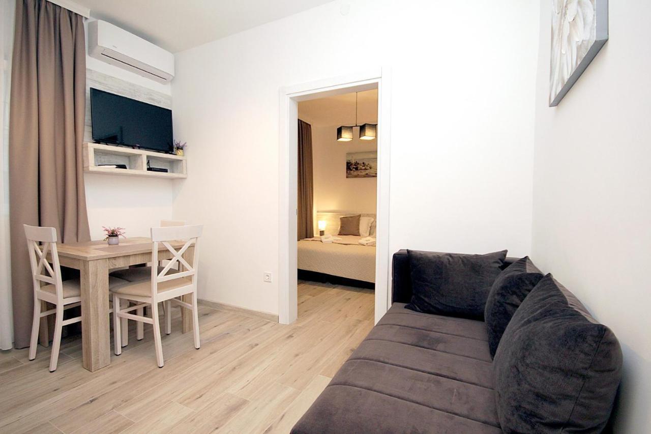 Apartments Saric Bar Exterior photo
